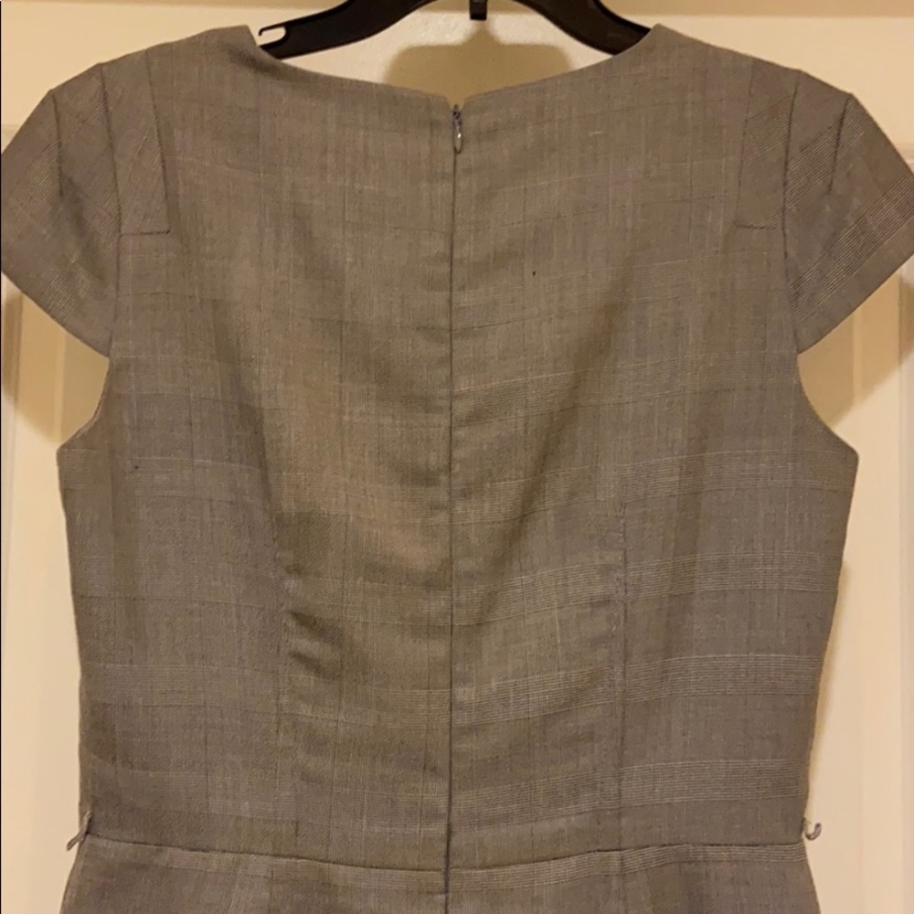 Calvin Klein Shift Dress - Capped Sleeves - Picture 5 of 5